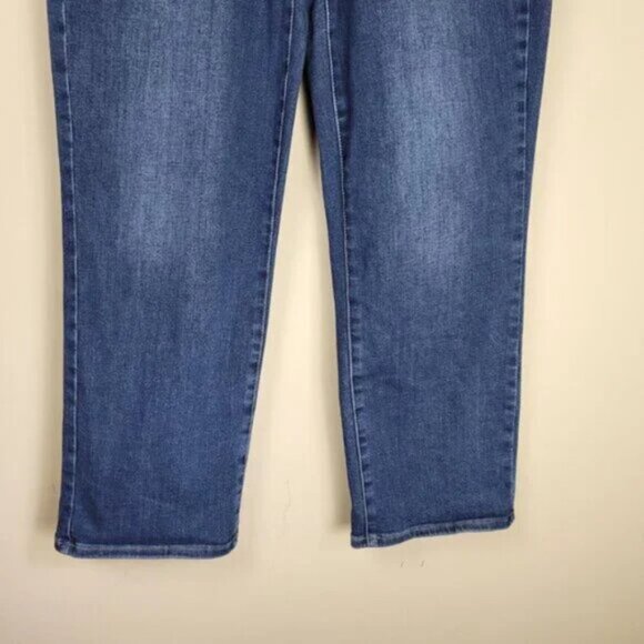 NYDJ Relaxed Straight Jeans Lift Tuck Technology Medium Wash - Picture 7 of 13
